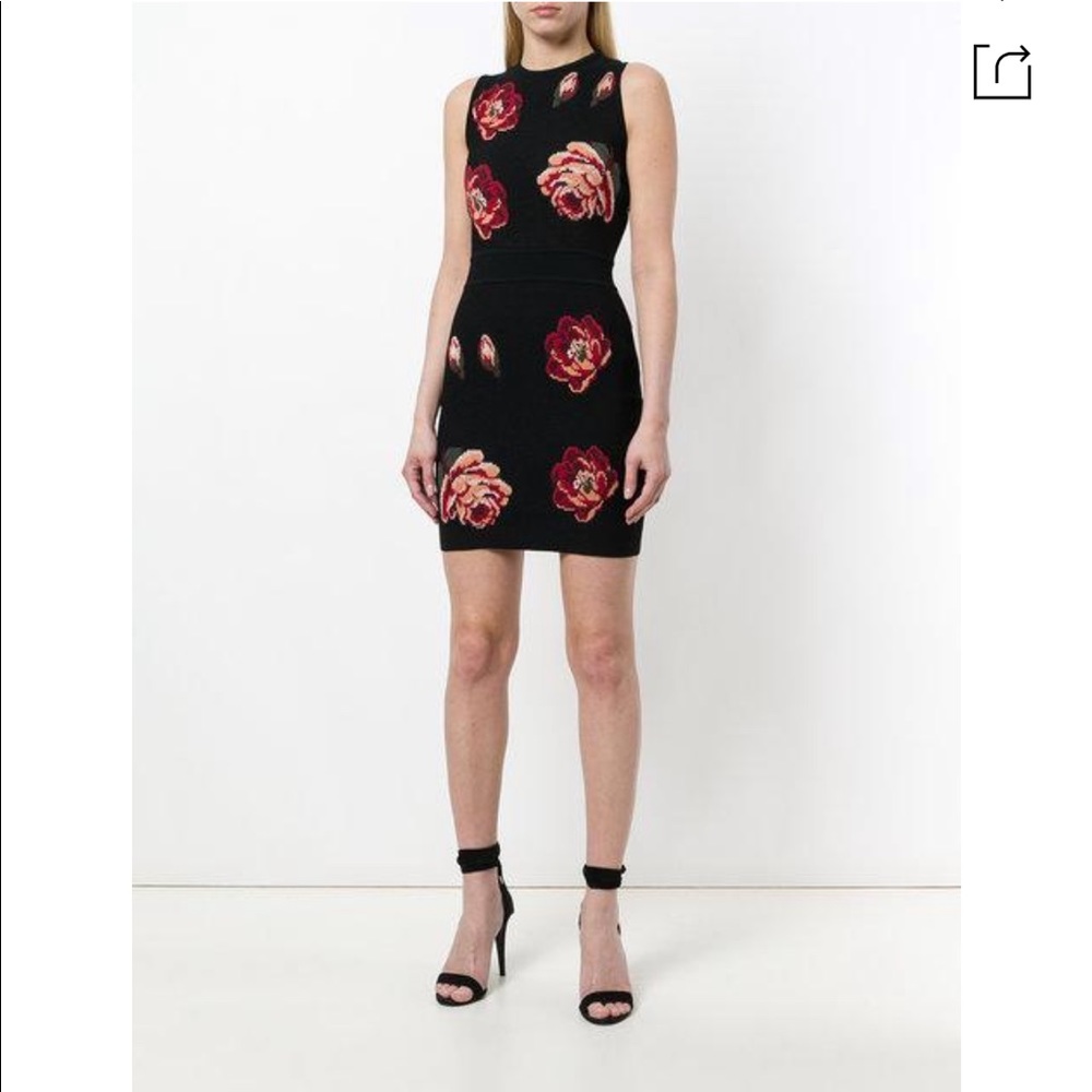 Alexander McQueen sleeveless rose black dress